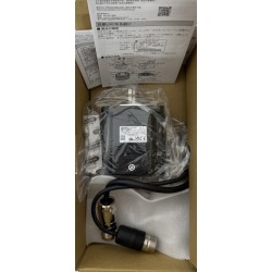 Yaskawa Elektro Motor / Servomotor -  SGMEV-04DDA61 - NEU