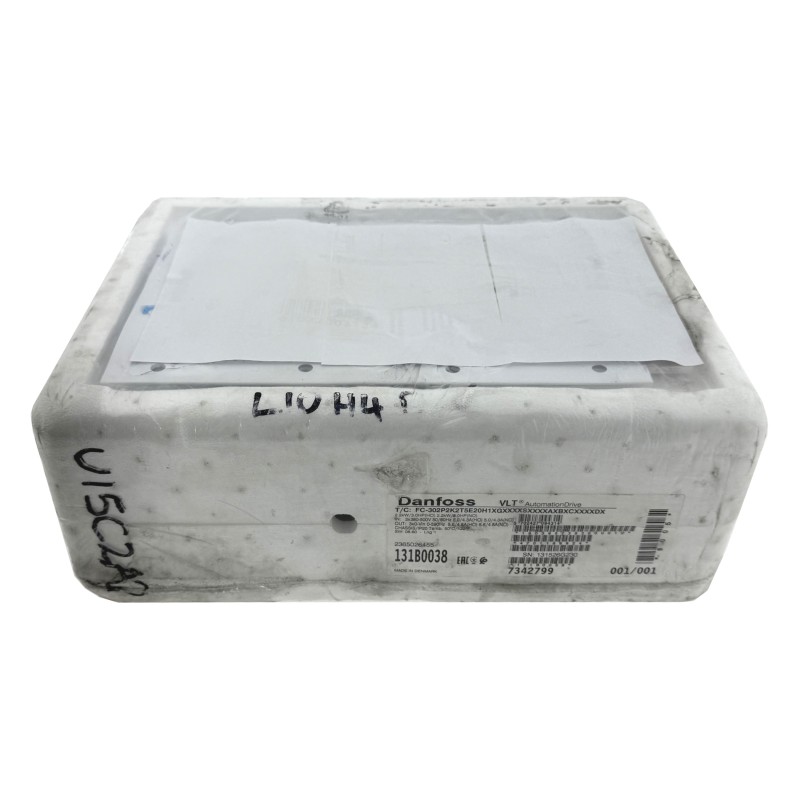 Danfoss Frequency converter 2,2 KW FC-302P2K2T5E20H1XGXXXX - NEU