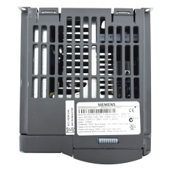 Siemens Micromaster 440 / 2,2KW / 200-240V / 10,5A / 650Hz - 6SE6440-2UC22-2BA1