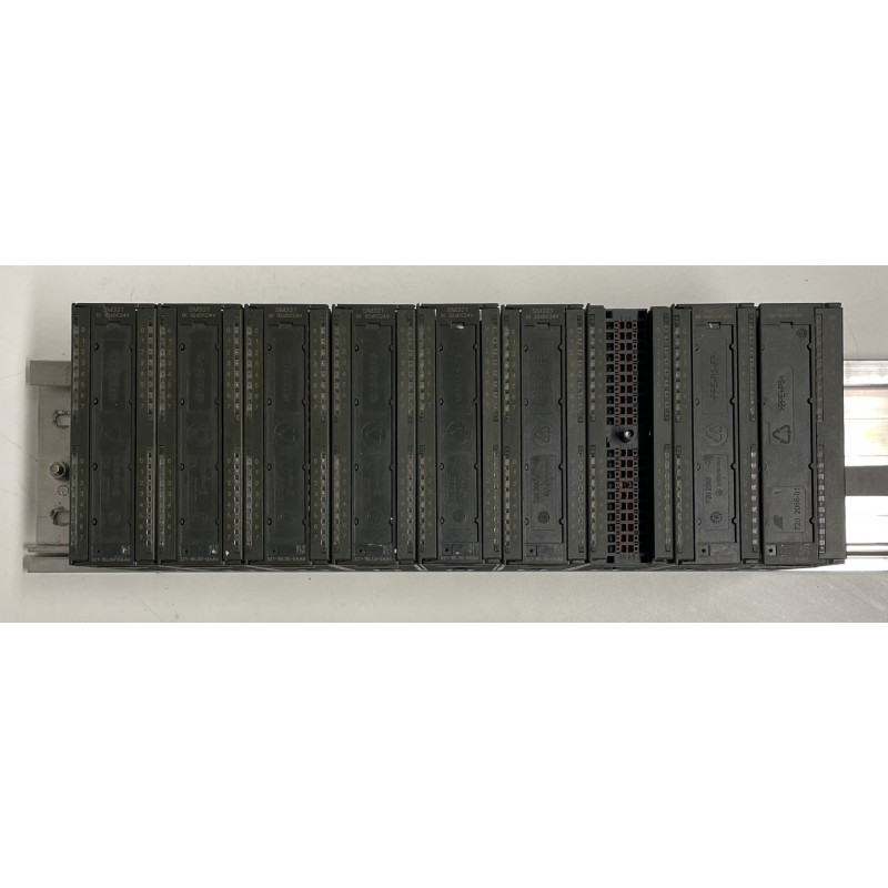 SIEMENS SIMATIC S7 - 6ES7321-7BH01-0AB0 + 6ES7322-1BL00 + 7 x 6ES7321-1BL00-0AA0