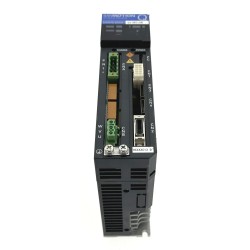 SANYO DENKI QS1W0 1A0XXXXC13  SANMOTION Q SERVO DRIVE - QS1W01A0XXXXC13